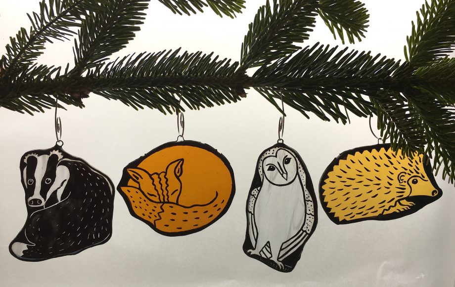 Set of 4 woodland animal Christmas tree decorations / ornaments. Badger, fox, barn owl, hedgehog